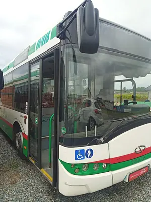 Autobus Solaris Urbino — widok przy wejściu