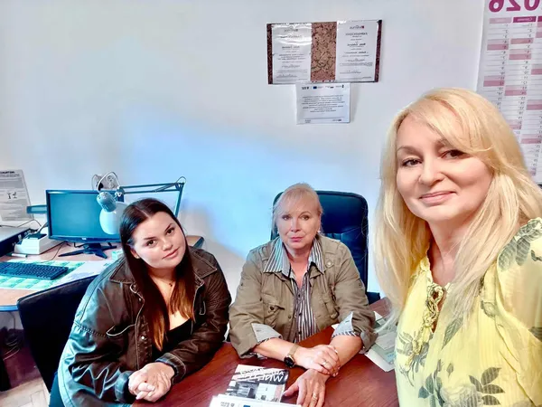 Zespół biura Centrum Nieruchomości i Transportu Żołnieruk